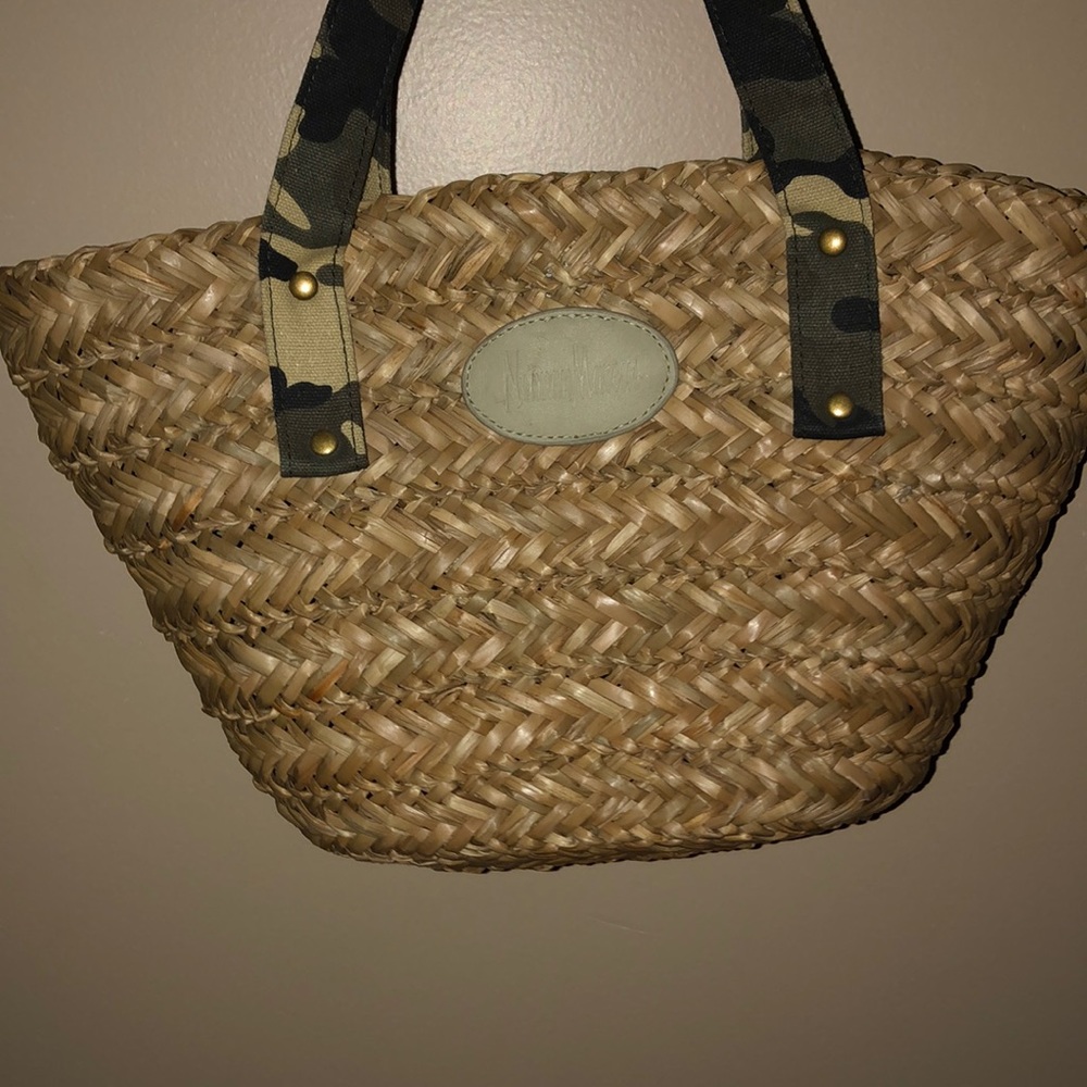 Neiman Marcus Bag
